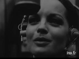 romy schneider and michel piccoli - la chanson dh l ne (the things of life, 1970) granny